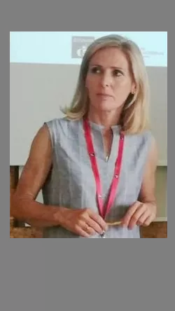 ines-guerrero-es-ponente-en-el-ii-congreso-anaya-del-espanol