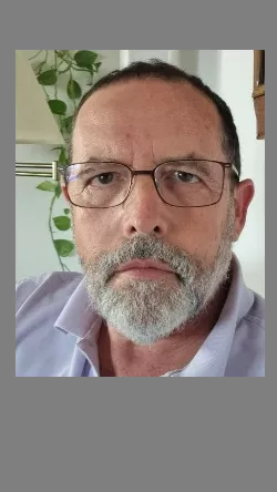 alejandro-castaneda-es-ponente-en-el-ii-congreso-anaya-del-espanol